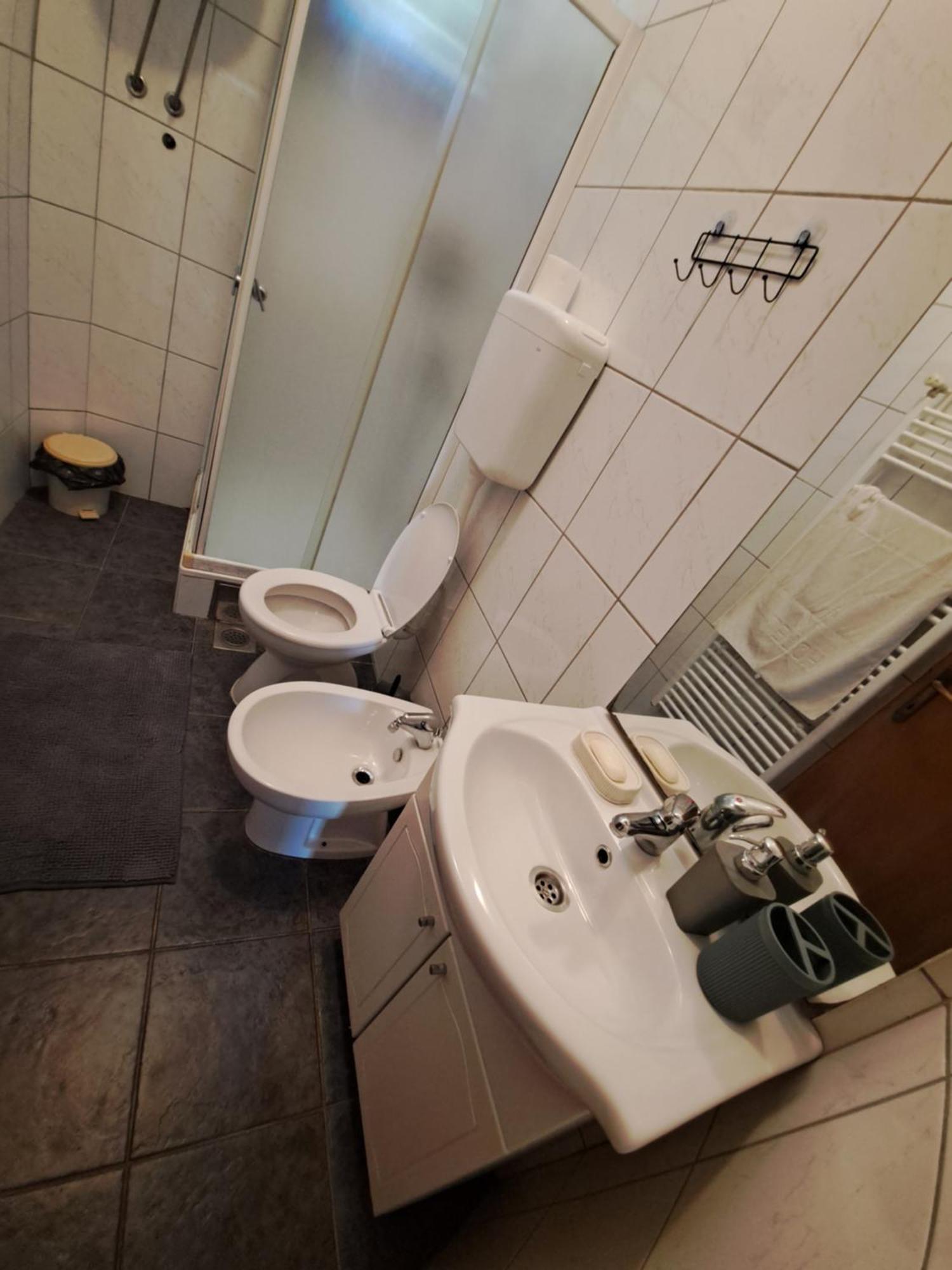 Ukropina Apartma *